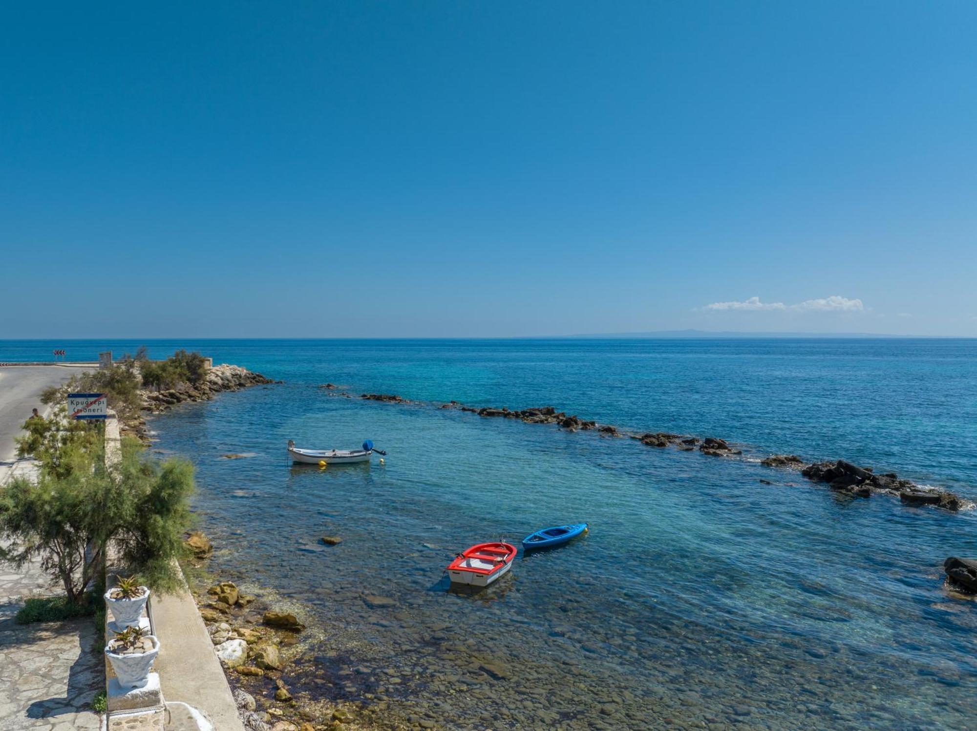 Elena'S Seafront Deluxe Studios Akrotiri  Buitenkant foto